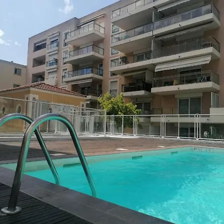Promenade Des Anglais Avec Terrasse Et Piscine Apartmán